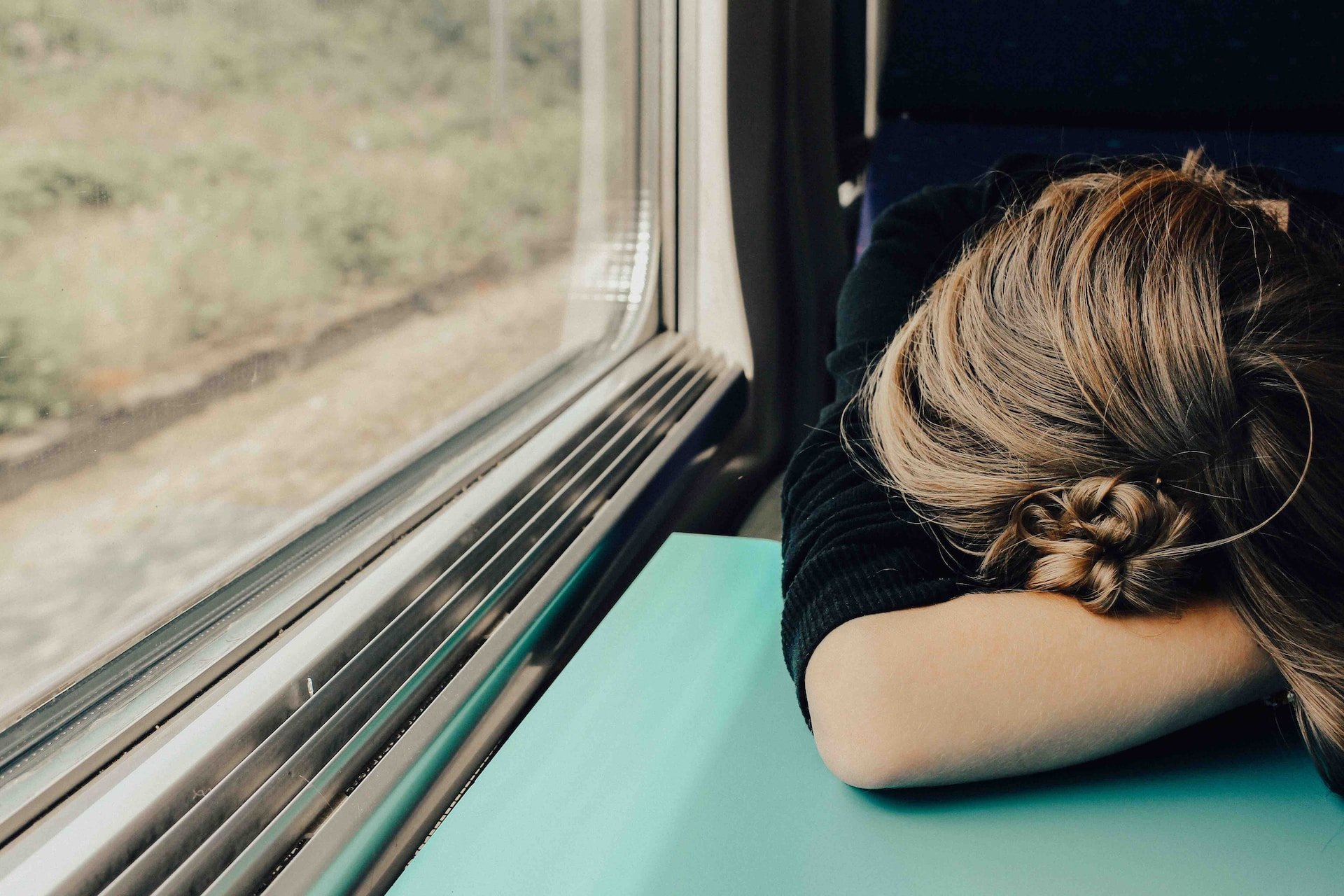 Why Am I Always Tired and Have No Energy Female – 10 Causes